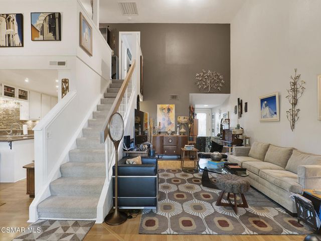 24829 Apple Street E, Newhall, CA 91321