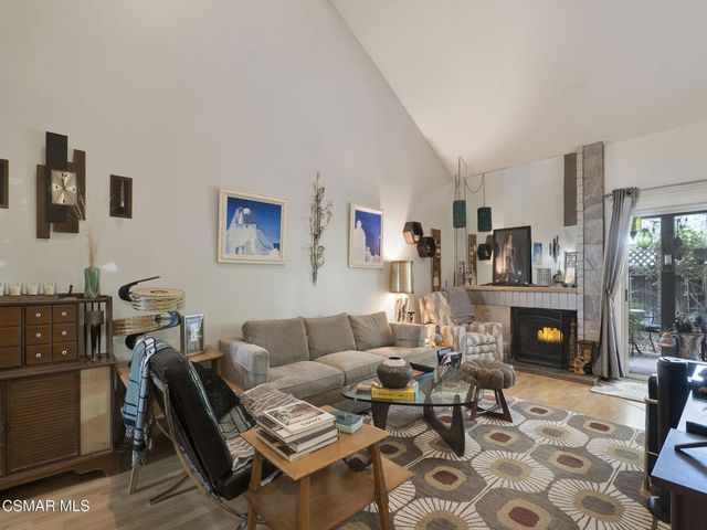 24829 Apple Street E, Newhall, CA 91321