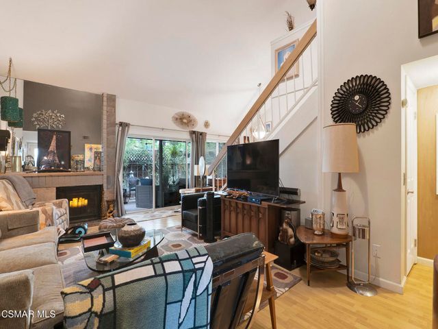 24829 Apple Street E, Newhall, CA 91321