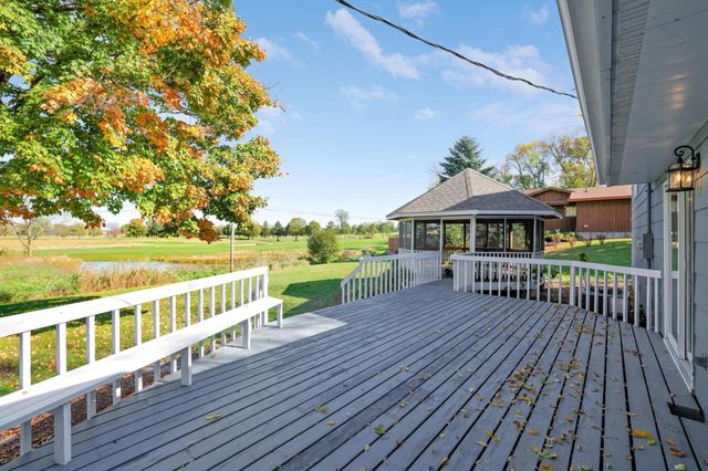 105 N Circle Drive, Montgomery, MN 56069