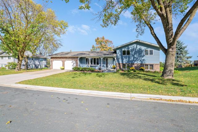 105 N Circle Drive, Montgomery, MN 56069