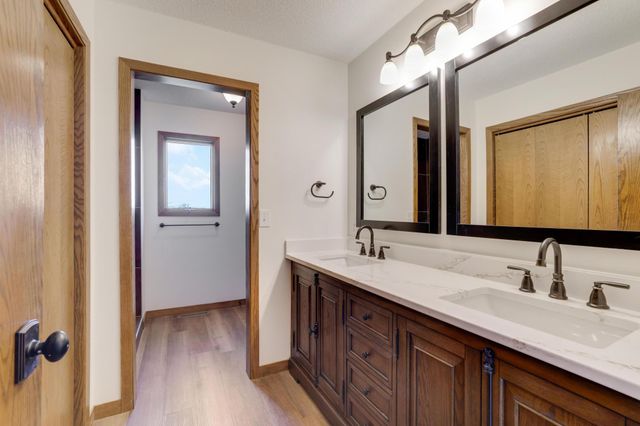 105 N Circle Drive, Montgomery, MN 56069