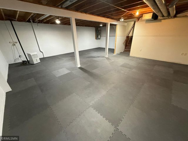 105 N Circle Drive, Montgomery, MN 56069