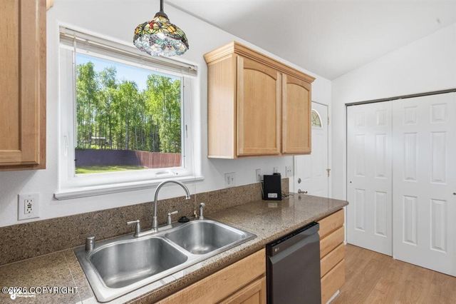 7290 W Metcalf Circle, Wasilla, AK 99623