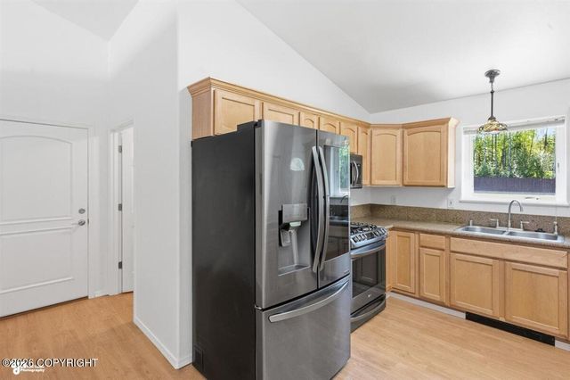 7290 W Metcalf Circle, Wasilla, AK 99623