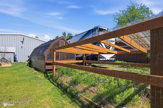 7290 W Metcalf Circle, Wasilla, AK 99623