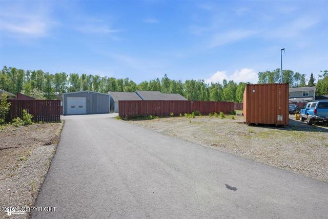 7290 W Metcalf Circle, Wasilla, AK 99623