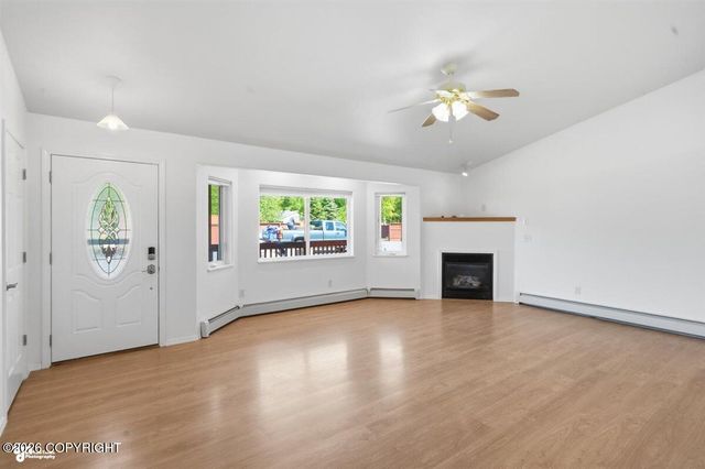 7290 W Metcalf Circle, Wasilla, AK 99623