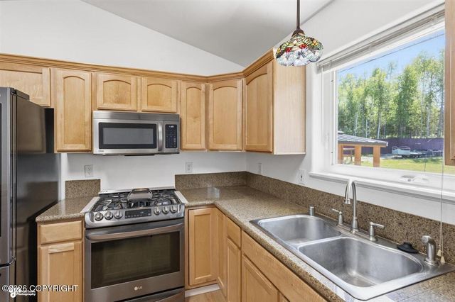 7290 W Metcalf Circle, Wasilla, AK 99623