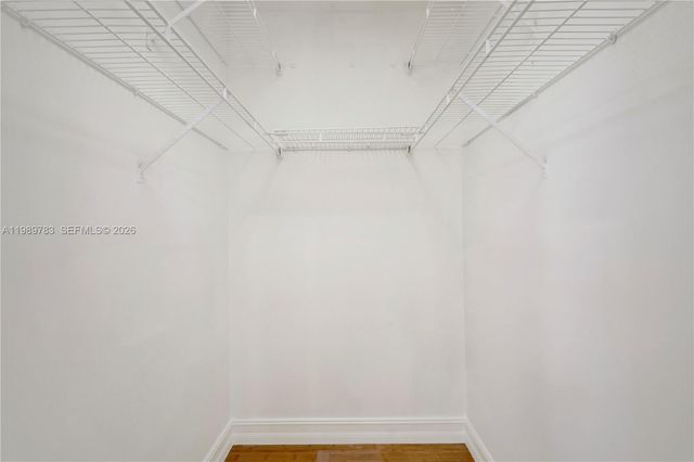 1251 Hayes St, Hollywood, FL 33019