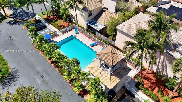 1251 Hayes St, Hollywood, FL 33019