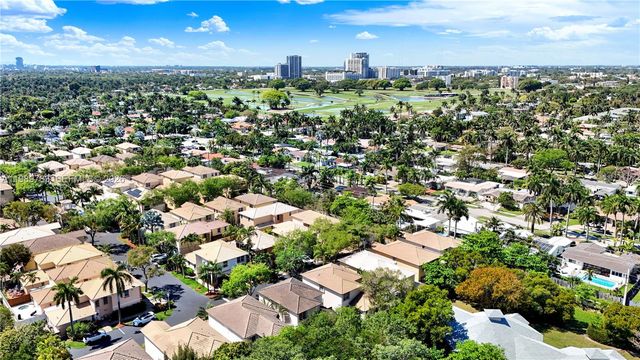 1251 Hayes St, Hollywood, FL 33019