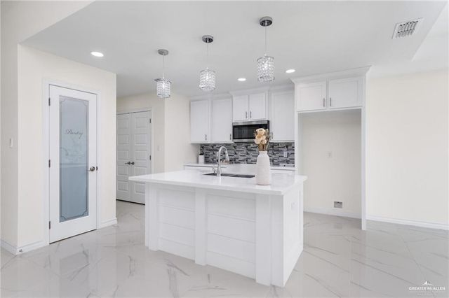 2700 Stevia Drive, Weslaco, TX 78596