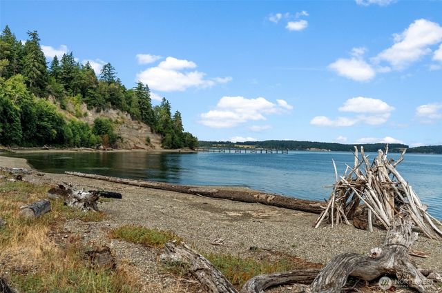16451 94th Street SW, Longbranch, WA 98351