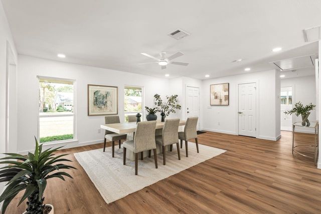 5207 Hummingbird Street, Houston, TX 77035