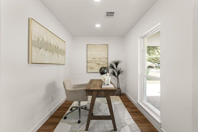 5207 Hummingbird Street, Houston, TX 77035