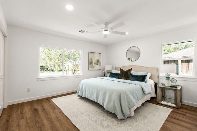 5207 Hummingbird Street, Houston, TX 77035