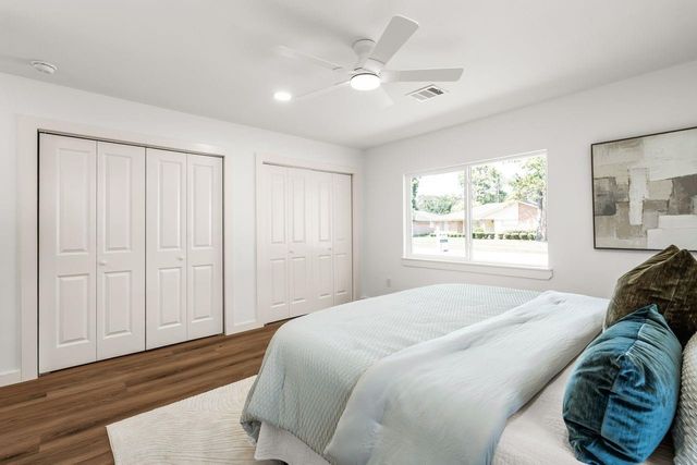 5207 Hummingbird Street, Houston, TX 77035
