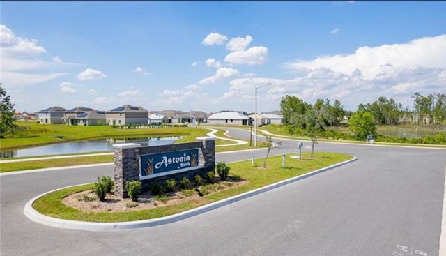 352 HEROIC ROAD, Davenport, FL 33837