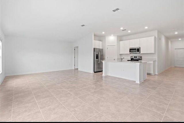 352 HEROIC ROAD, Davenport, FL 33837