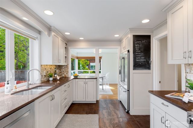 1701 N 82nd Street, Seattle, WA 98103