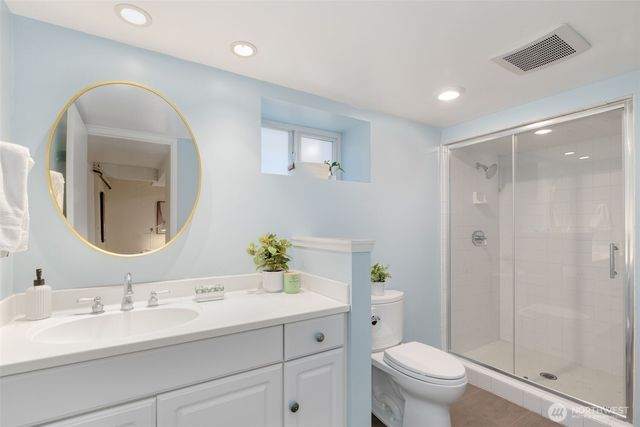 1701 N 82nd Street, Seattle, WA 98103