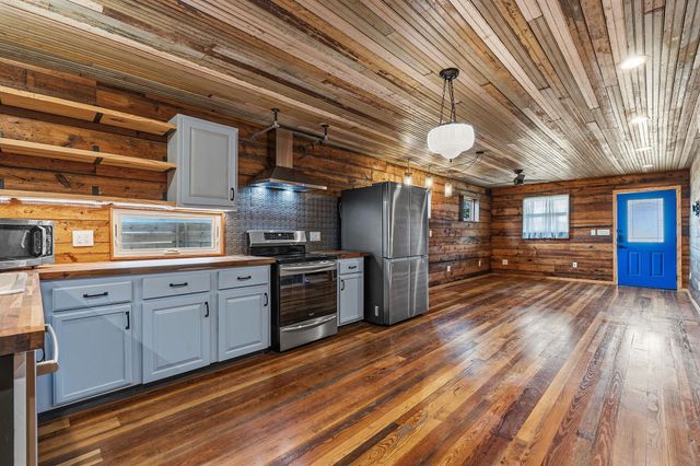 1148 Gunter ST, Austin, TX 78721