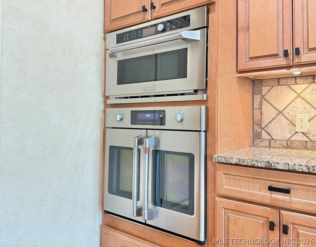 9305 S 74th East Avenue, Tulsa, OK 74133