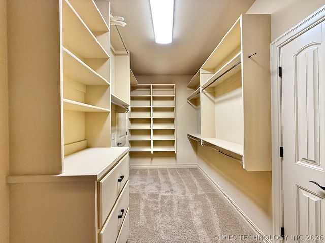9305 S 74th East Avenue, Tulsa, OK 74133