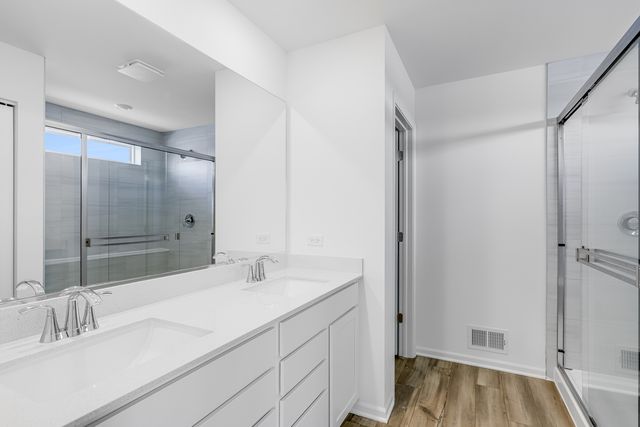 423 Hathaway Lane, Oswego, IL 60543