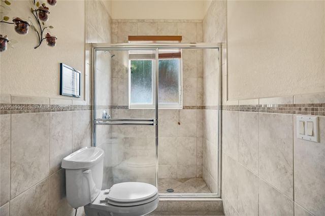 4025 SW 128th Avenue, Miami, FL 33175