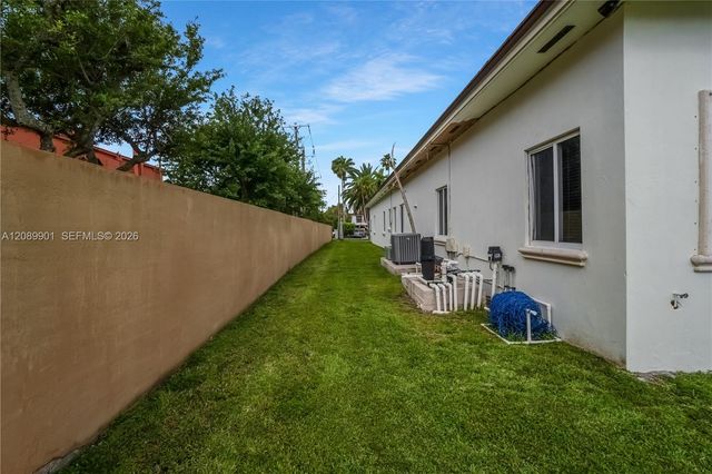 4025 SW 128th Avenue, Miami, FL 33175