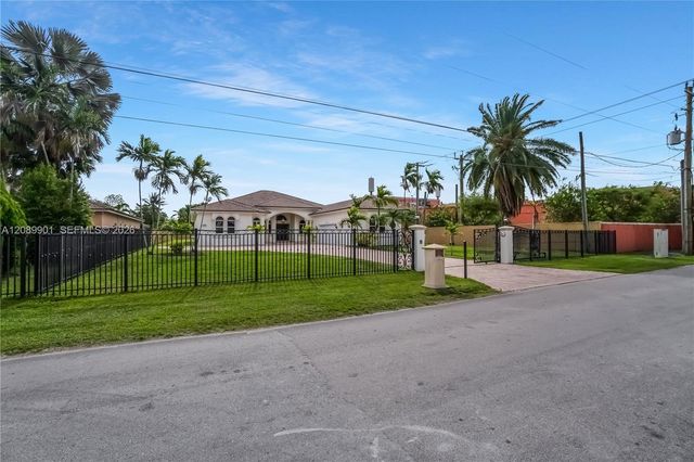 4025 SW 128th Avenue, Miami, FL 33175