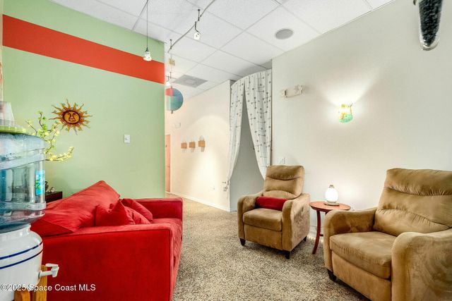 902 E New Haven Avenue, Melbourne, FL 32901