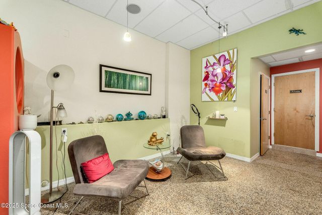 902 E New Haven Avenue, Melbourne, FL 32901