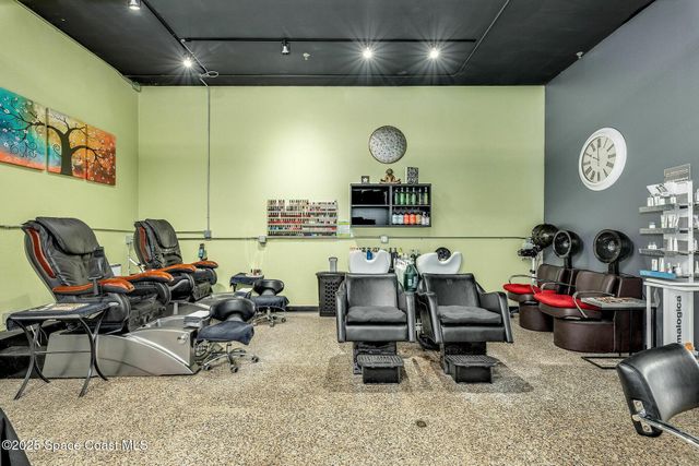 902 E New Haven Avenue, Melbourne, FL 32901