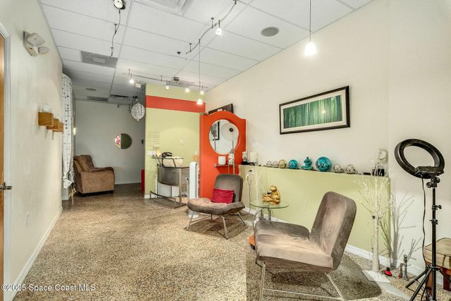 902 E New Haven Avenue, Melbourne, FL 32901