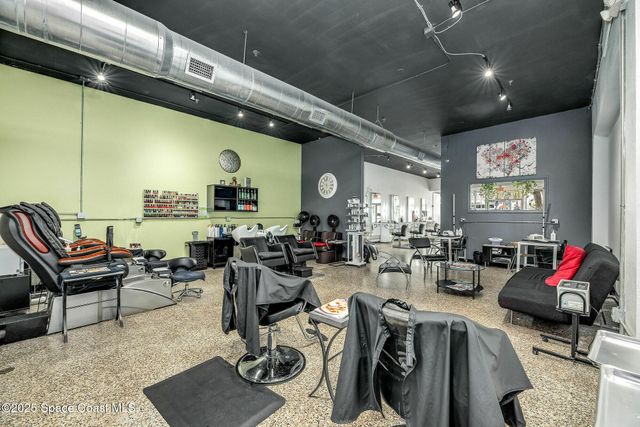 902 E New Haven Avenue, Melbourne, FL 32901