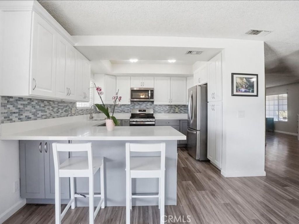 Image 19 of property listing at 1826 Hillside, Norco, CA 92860