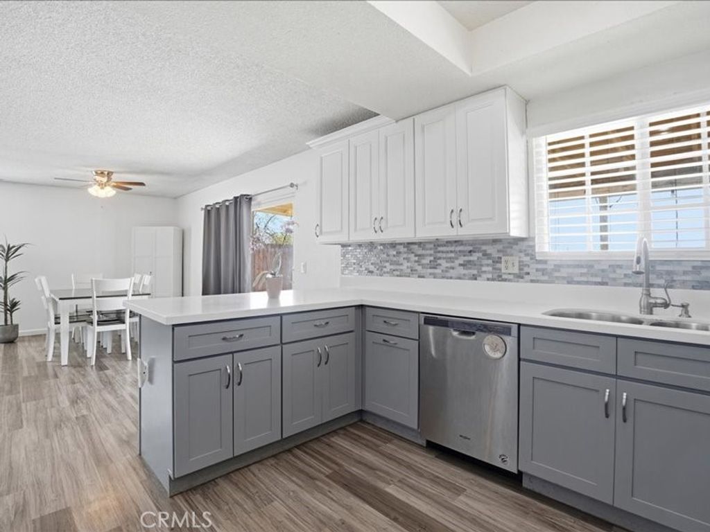 Image 20 of property listing at 1826 Hillside, Norco, CA 92860