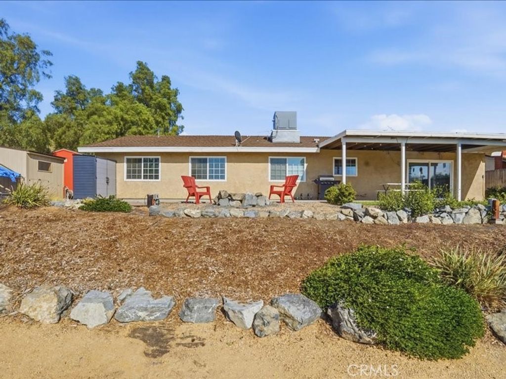 Image 43 of property listing at 1826 Hillside, Norco, CA 92860