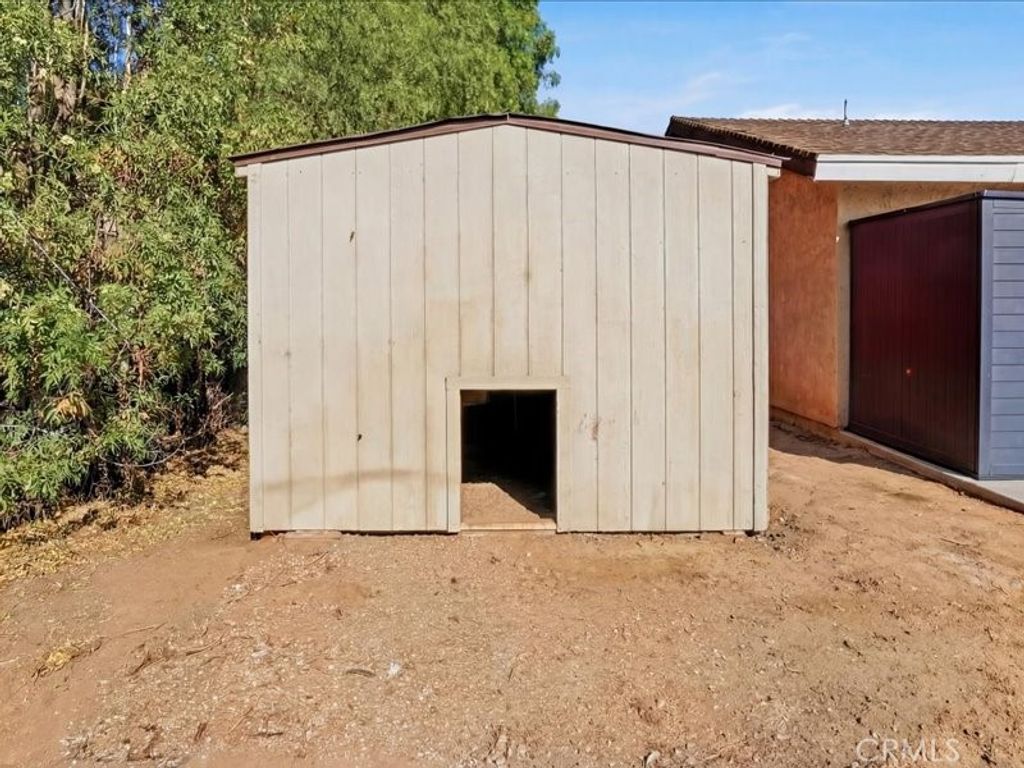 Image 59 of property listing at 1826 Hillside, Norco, CA 92860