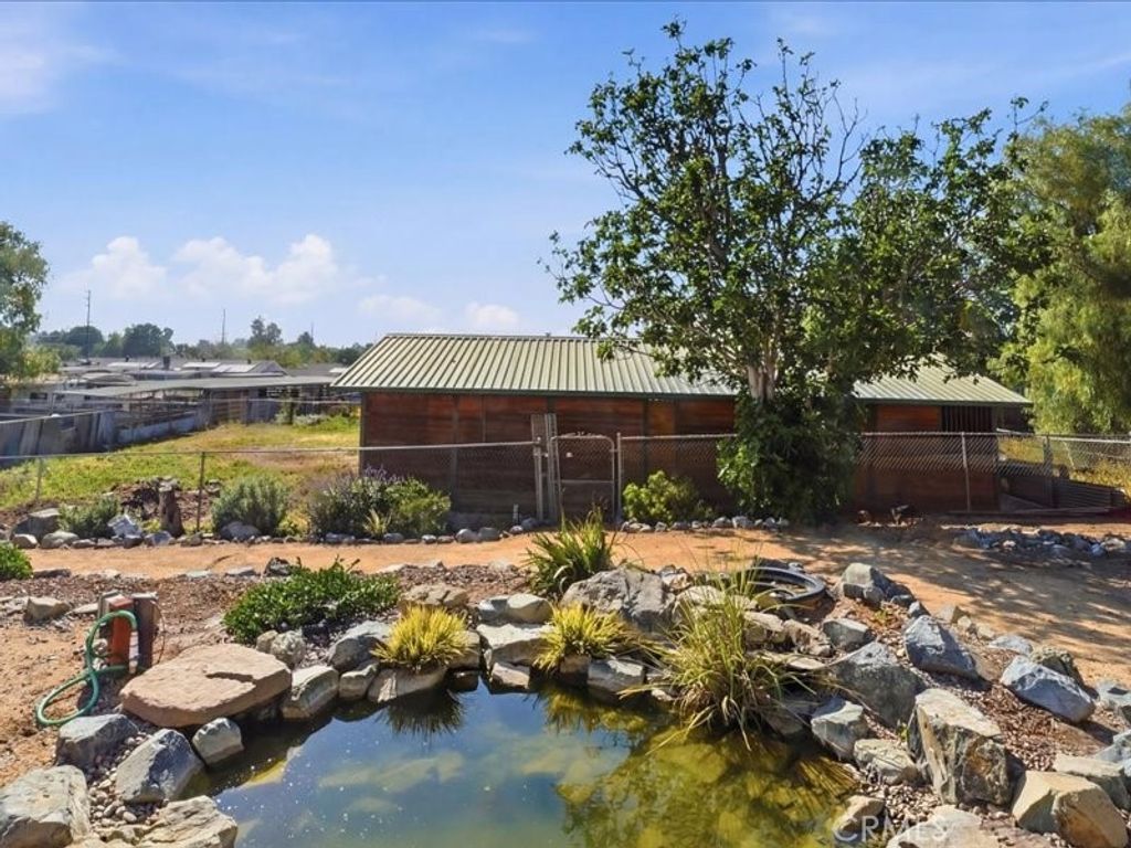 Image 62 of property listing at 1826 Hillside, Norco, CA 92860