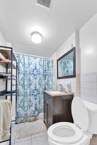 623 Hollywood Avenue, Bronx, NY 10465