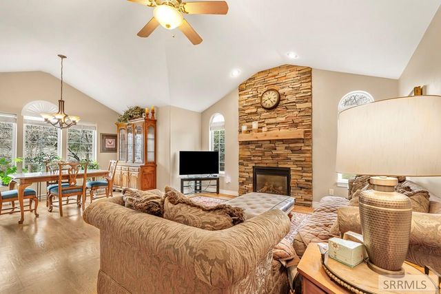 4058 Tuscany Drive, Idaho Falls, ID 83404