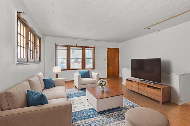 1801 3rd Avenue N, Minneapolis, MN 55405