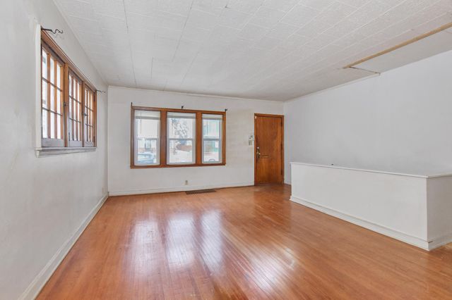 1801 3rd Avenue N, Minneapolis, MN 55405