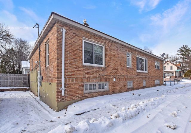 1801 3rd Avenue N, Minneapolis, MN 55405