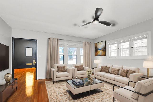 1801 3rd Avenue N, Minneapolis, MN 55405