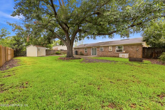 1745 LAURA ANN Lane, Orange Park, FL 32073